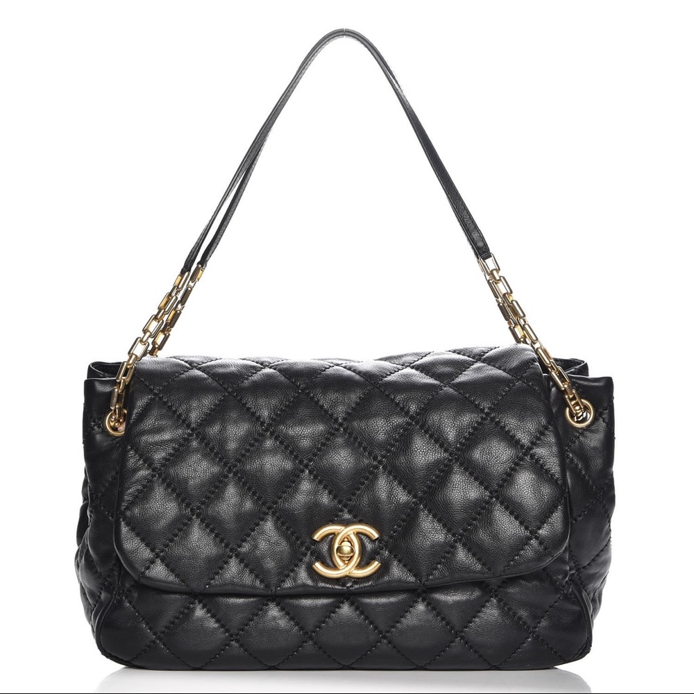 CHANEL LARGE CHAIN QUILTED BAG